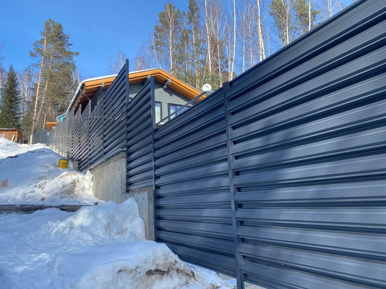 забор из штакетника 130м ral7024/7024 серый графит фото5 в Челябинске
