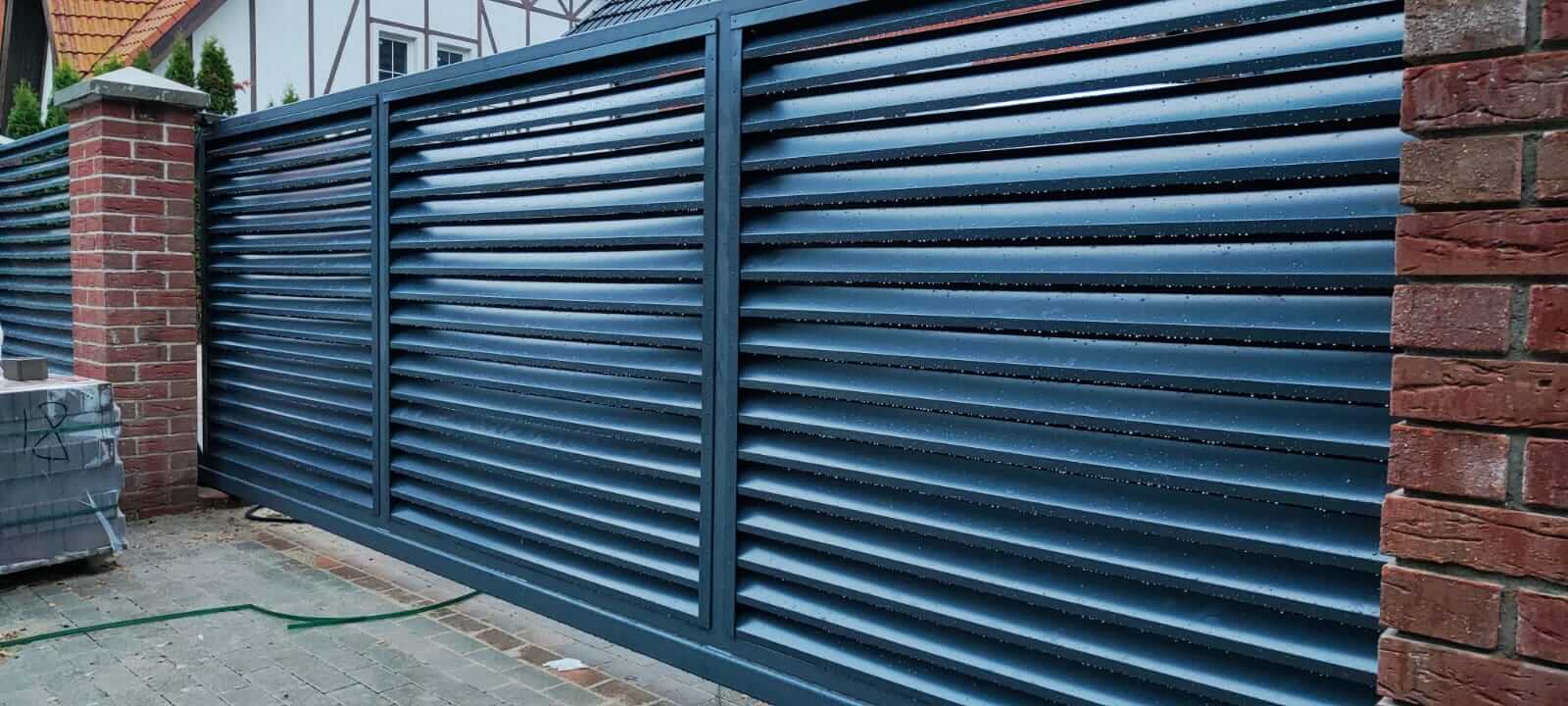забор-жалюзи с ламелями эко-z ral7024 серый графит фото16 в Челябинске
