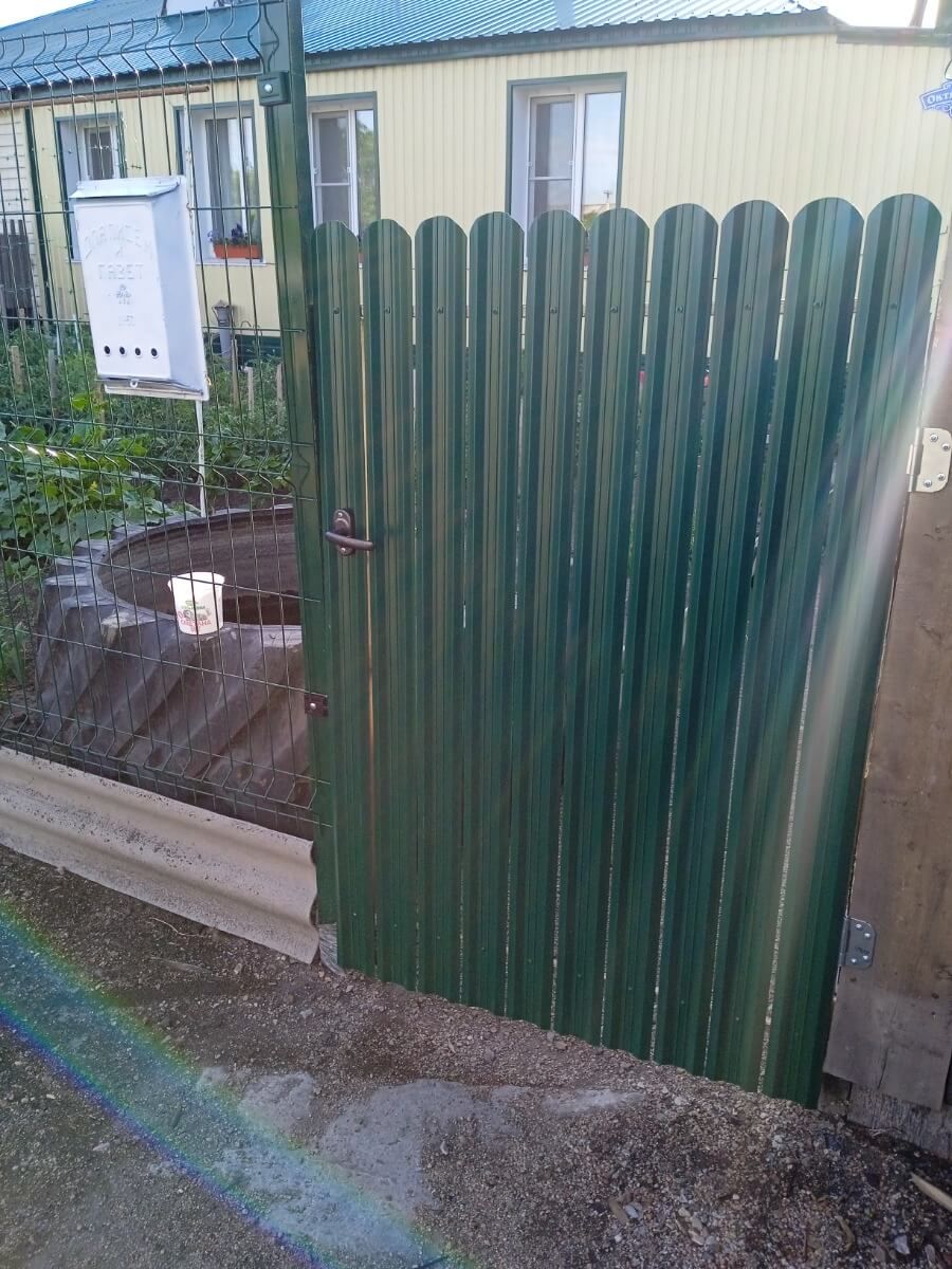 Калитка из штакетника ЭКО-М RAL6005/6005 Зеленый Мох двусторонний в Челябинске