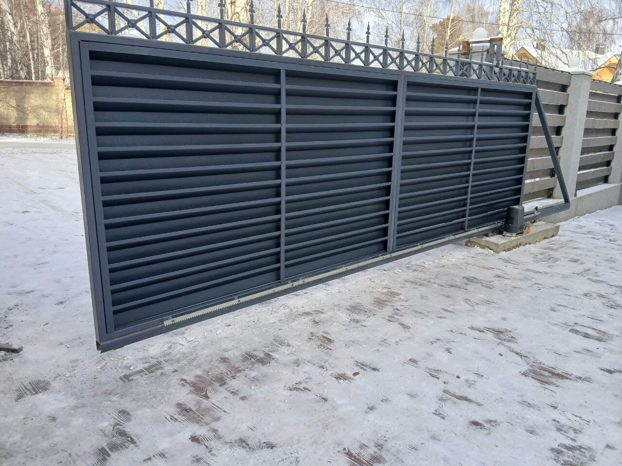 Входная группа из ламелей Хай-Тек RAL7024/7024 Серый Графит двусторонний МАТТЕ фото 8 в Челябинске