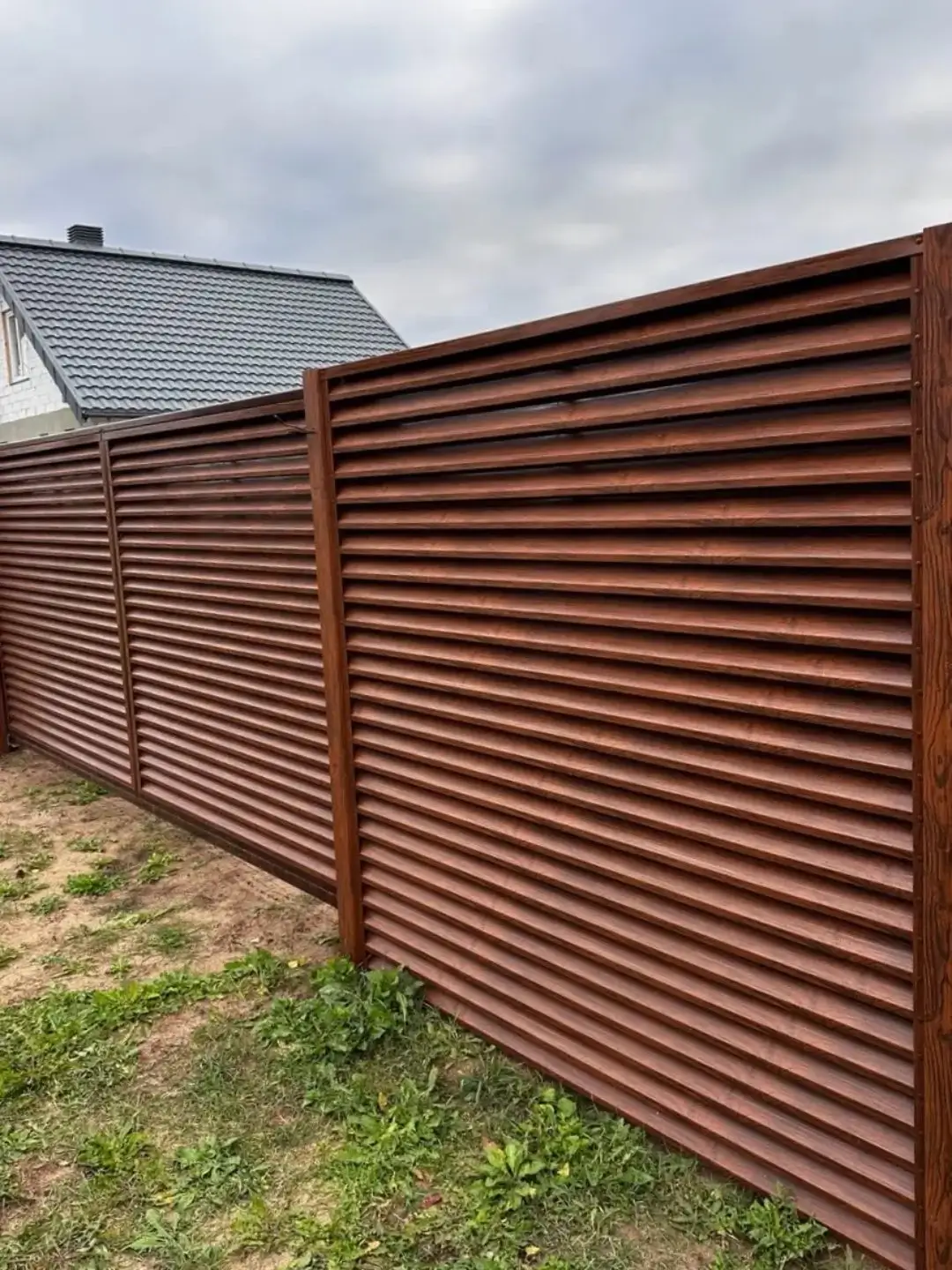 Забор-жалюзи из ламелей ЭКО-Z 58м Темный Дуб 3D Принтек фото 1 в Челябинске