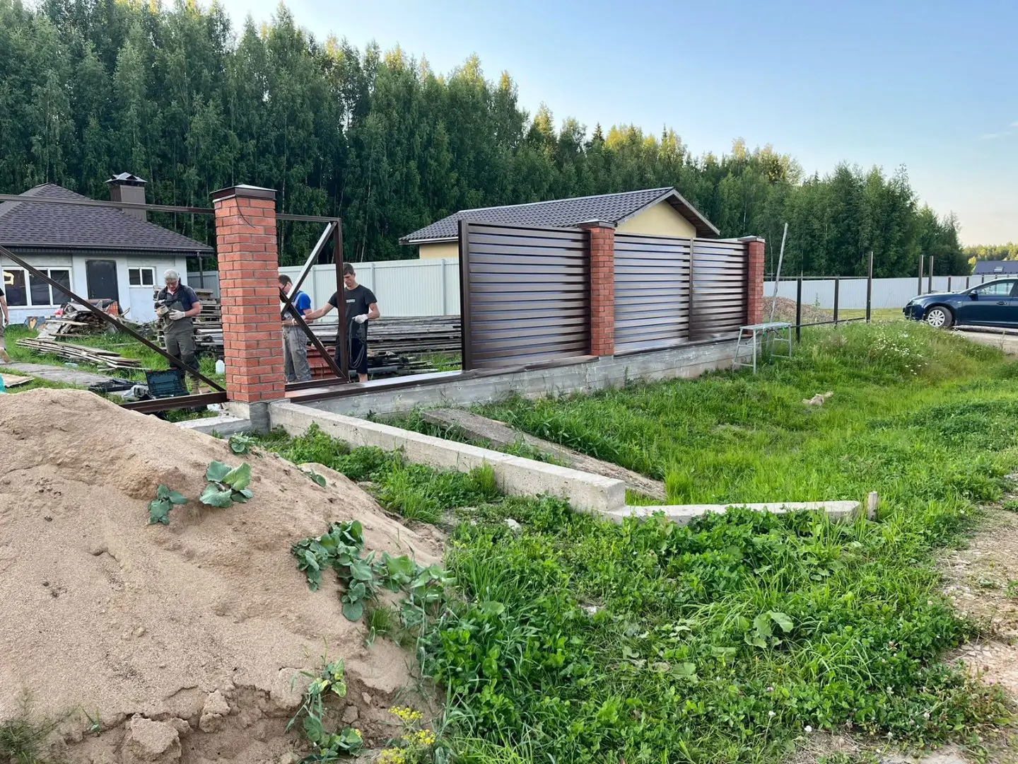 Забор-жалюзи из ламелей Хай-Тек 26м RAL8017/8017 Шоколад двусторонний фото 3 в Челябинске